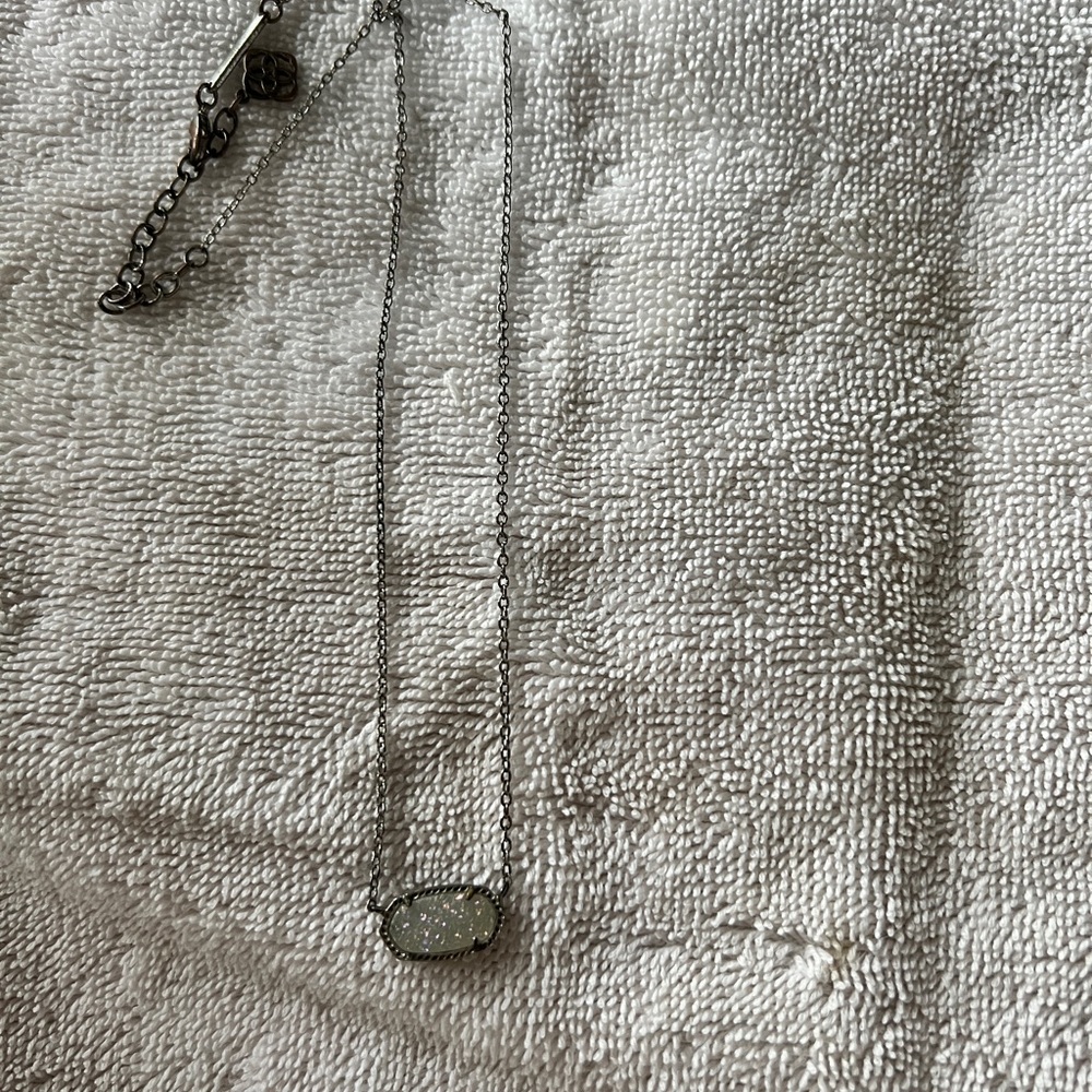 Kendra Scott Necklace